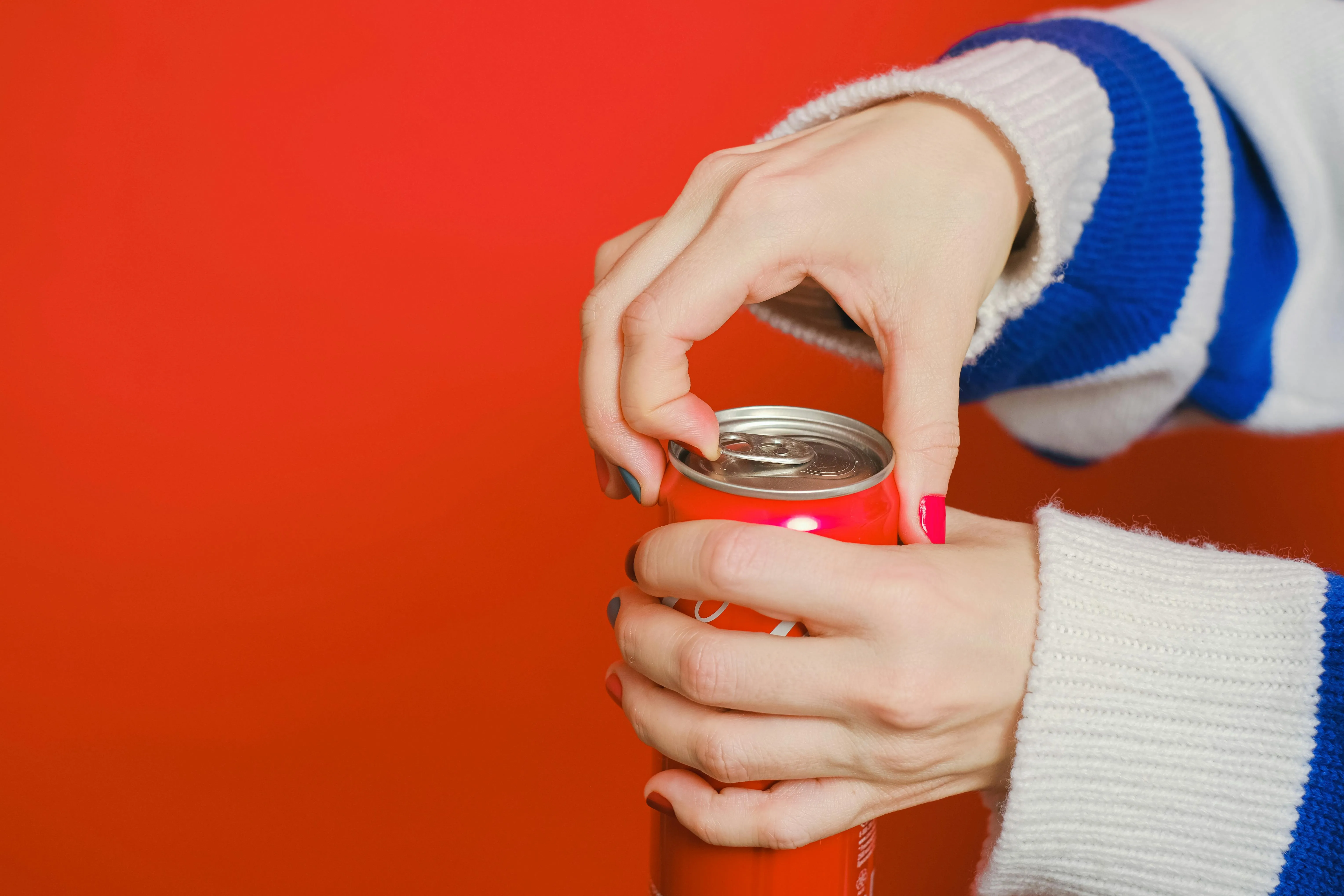 Trendy Nail Art & Care: Discover the Latest Designs & Techniques