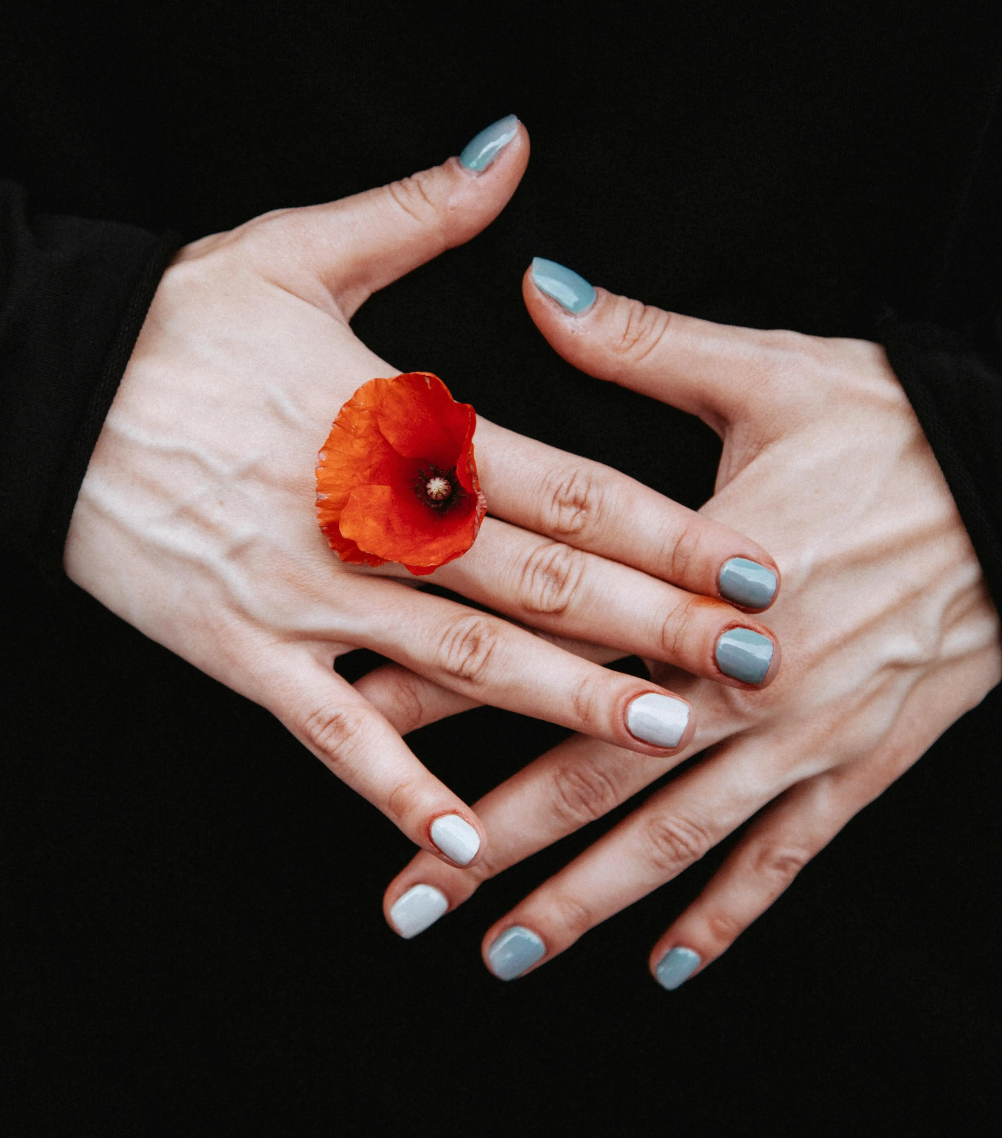 Discover Top Nail Care & Art Trends - Perfect Your Manicure