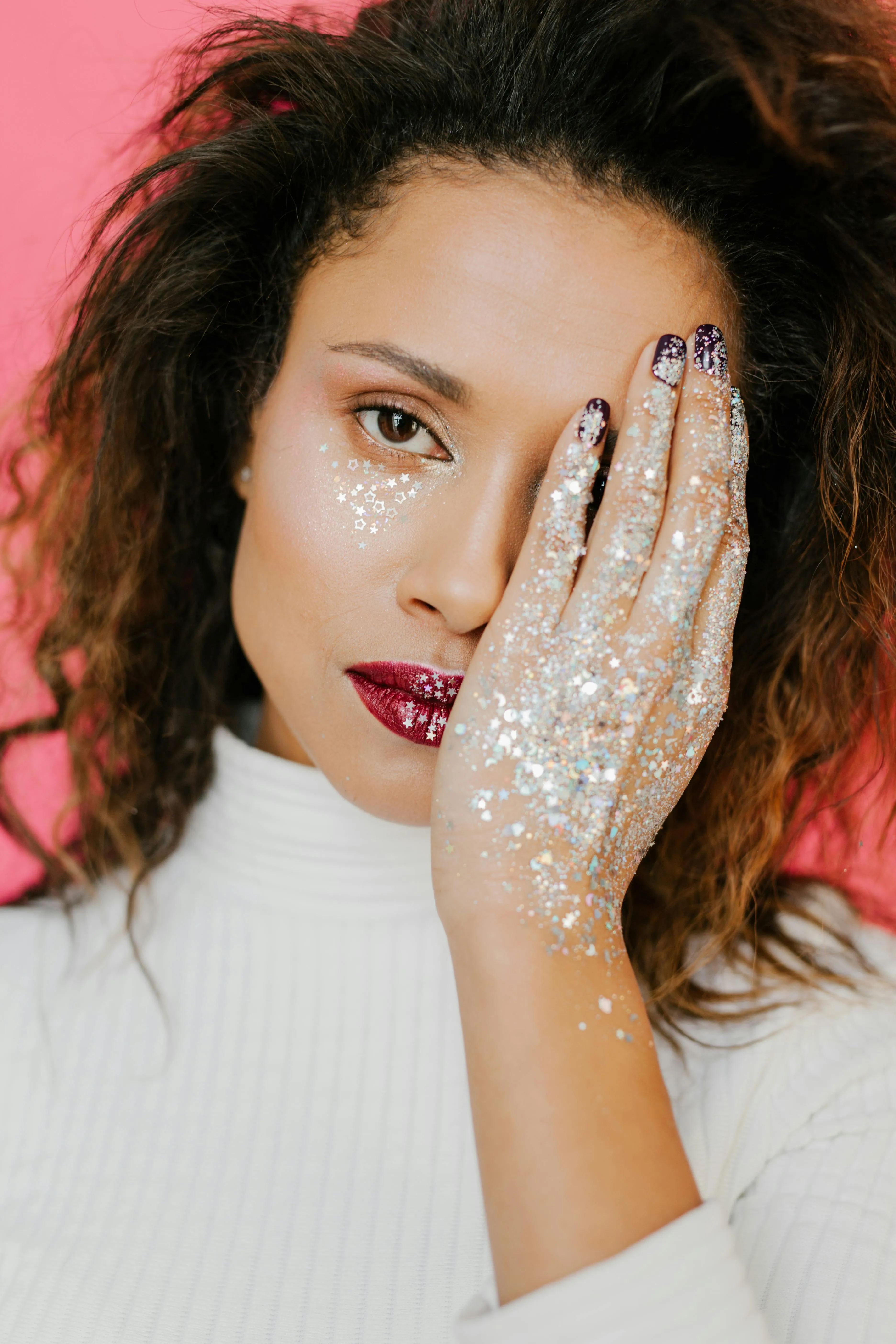 Discover the Latest Nail Trends & Designs for Stunning Manicures