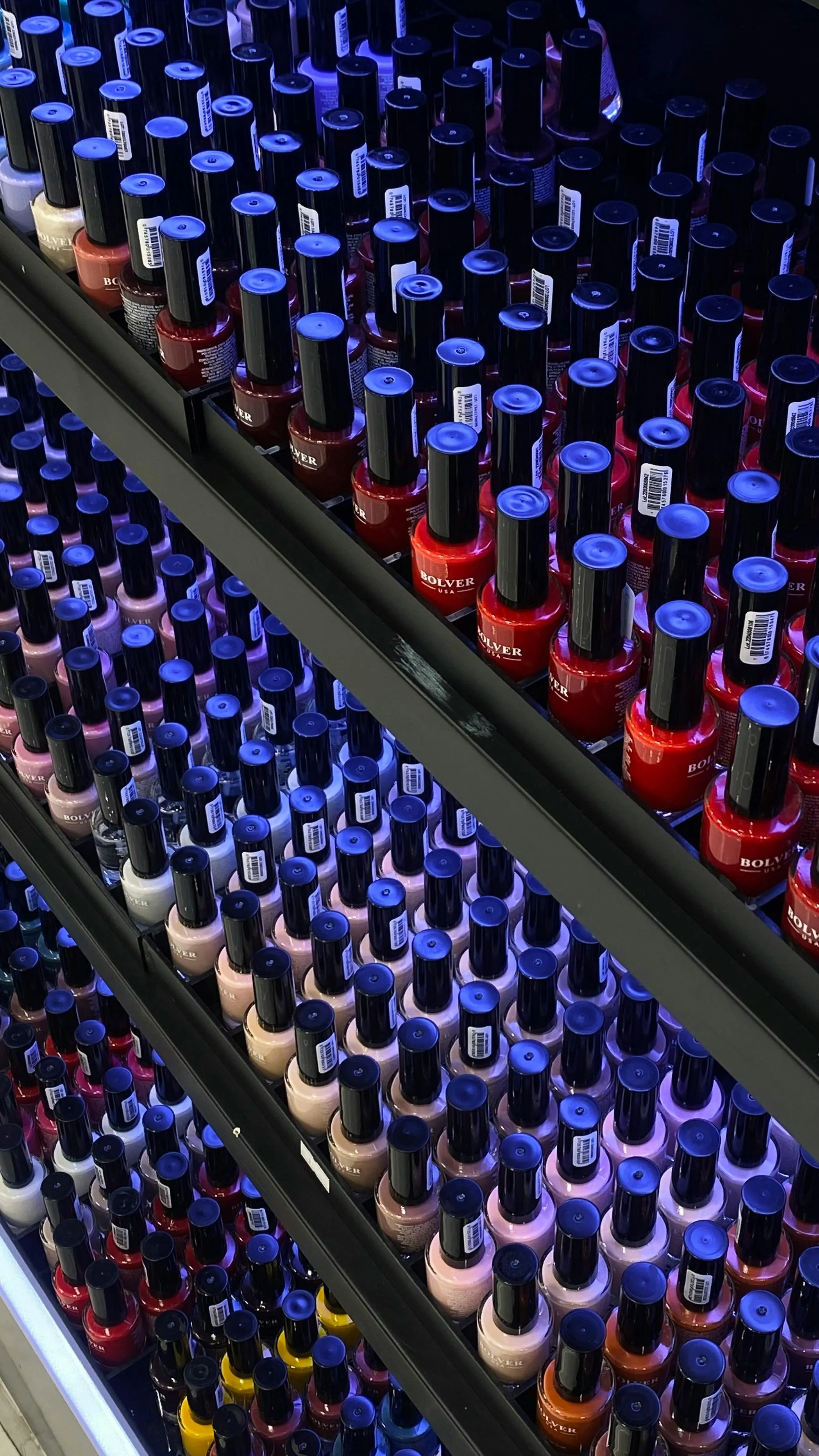 Latest Nail Trends: Nail Art, Manicure & Polish Ideas