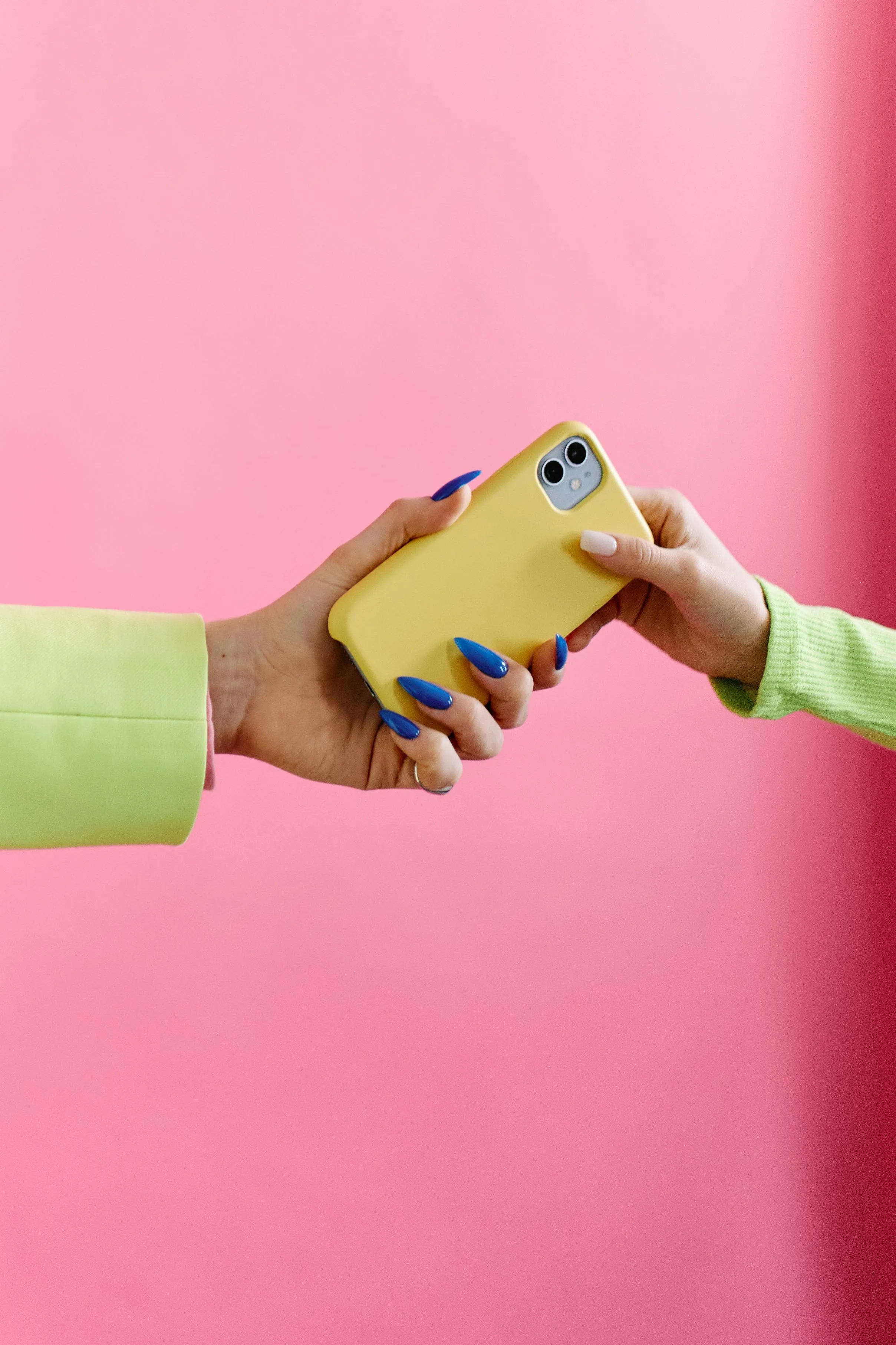 Trendy Nail Art & Care: Stay Ahead with the Latest Designs!