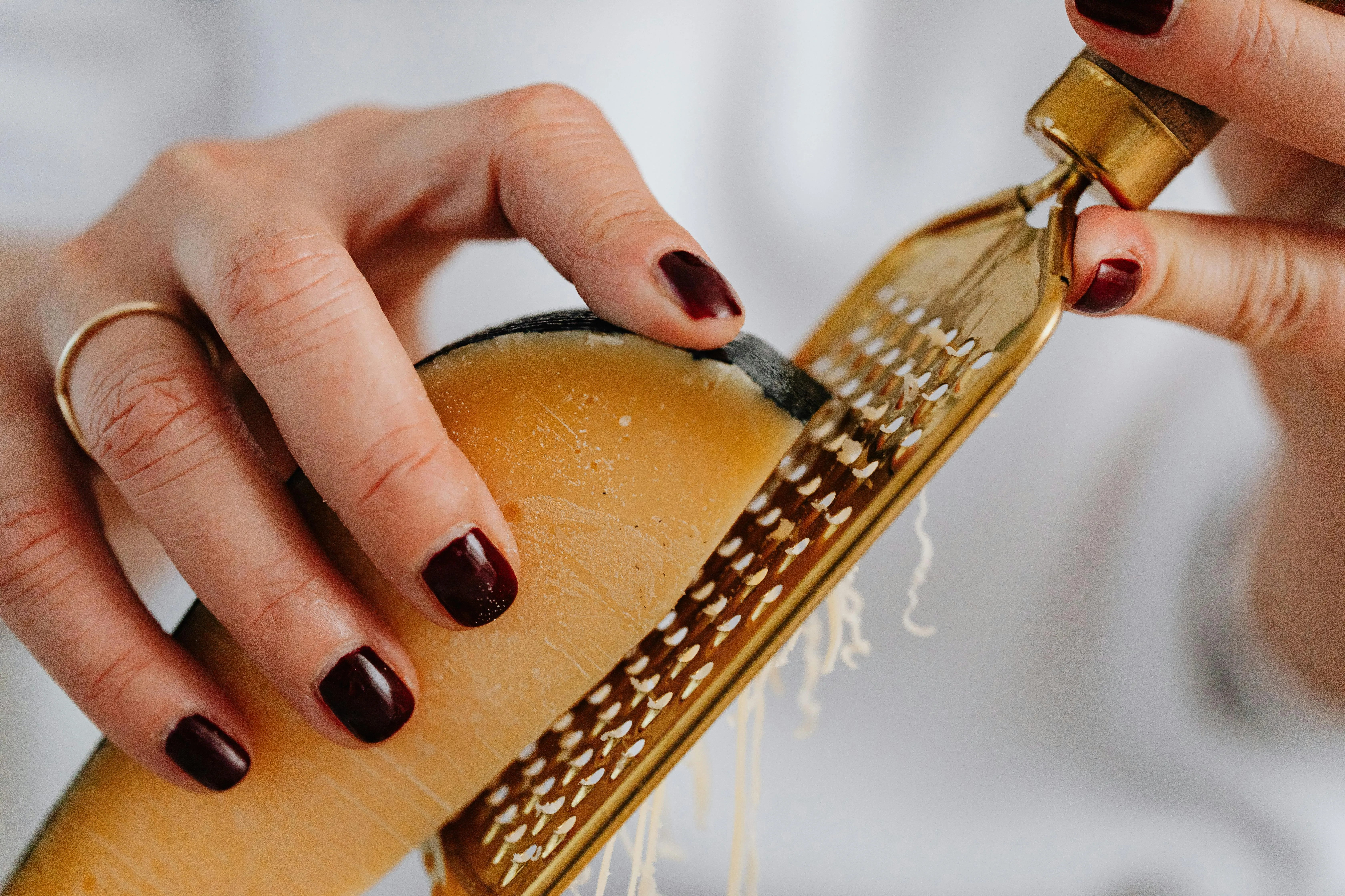 Discover the Hottest Nail Art Trends for Stunning Manicures